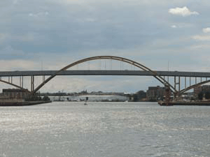 Daniel Hoan Memorial Bridge