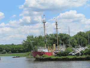 Barnegat Lightship