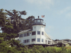 Pelican Bay Lighthouse