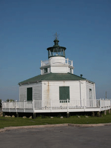 Halfmoon Reef Lighthouse